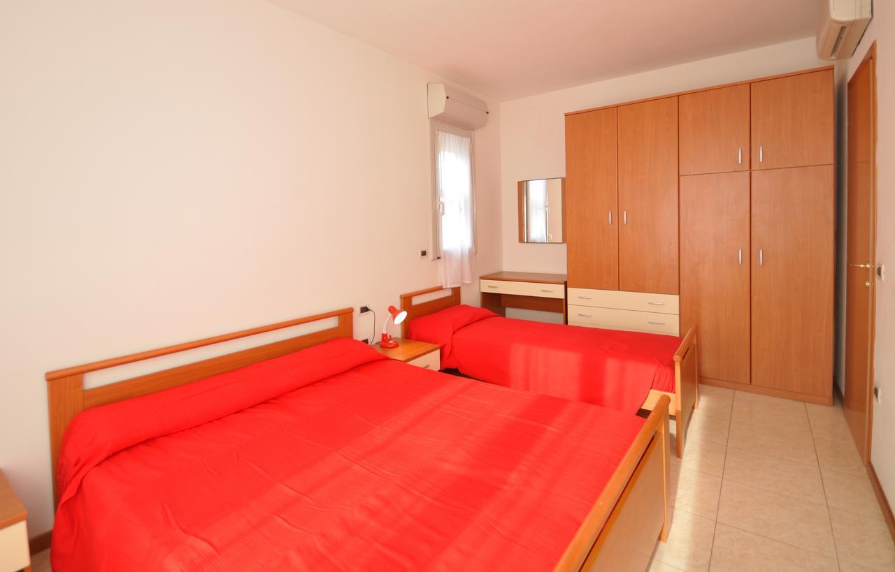 Residence Millennium Bibione Esterno foto